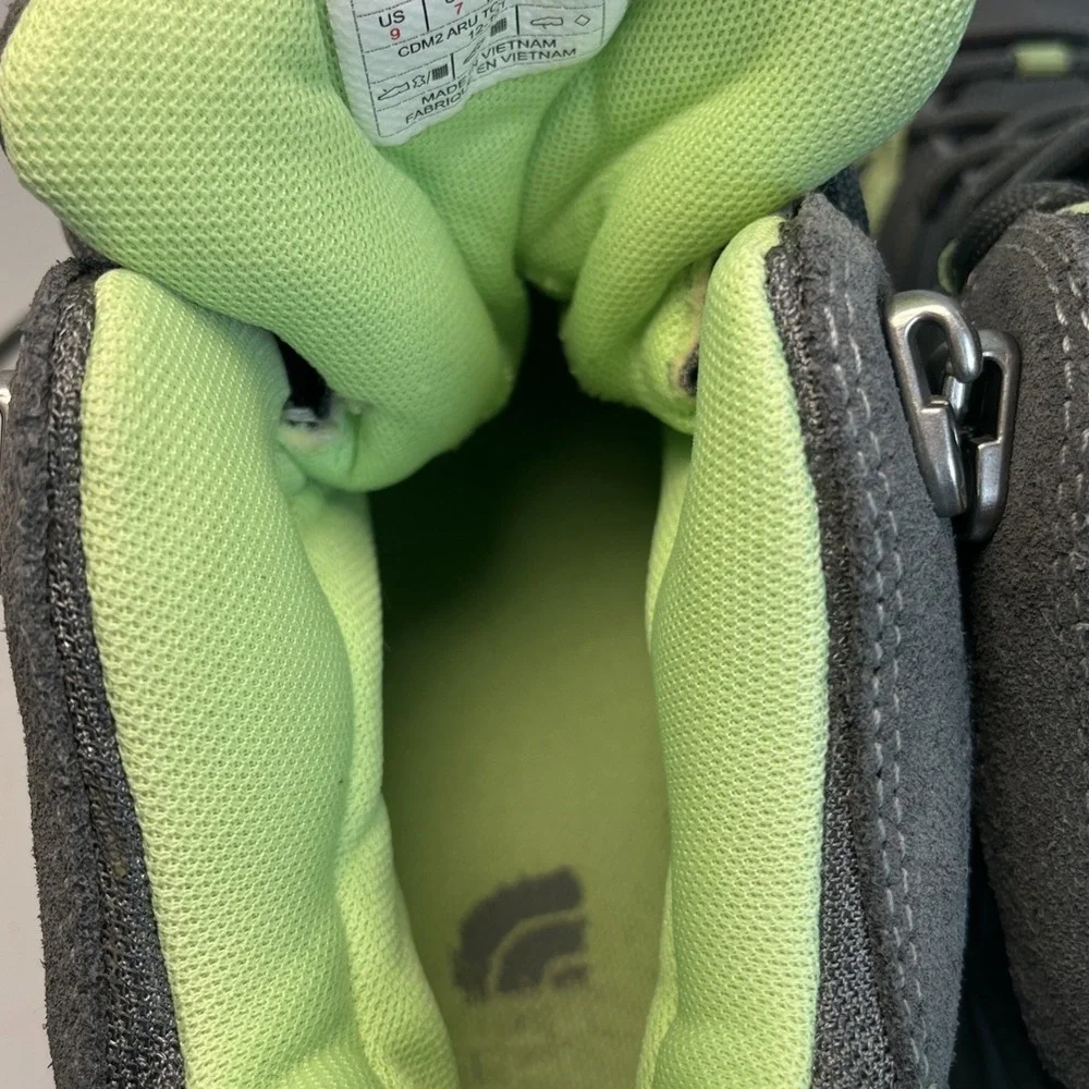 The North‎ Face Waterproof Storm II Hiking Women's Boots Shoes Size 9 Gray/Green